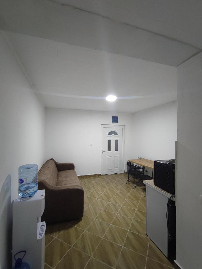 Hidden Villa Apartments Котор Экстерьер фото