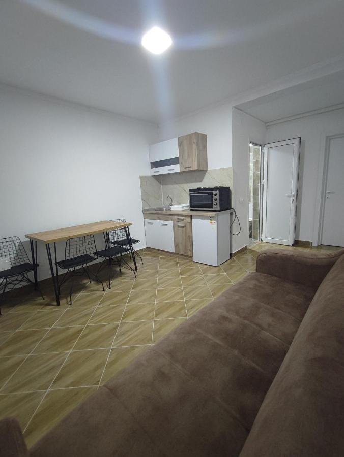 Hidden Villa Apartments Котор Экстерьер фото