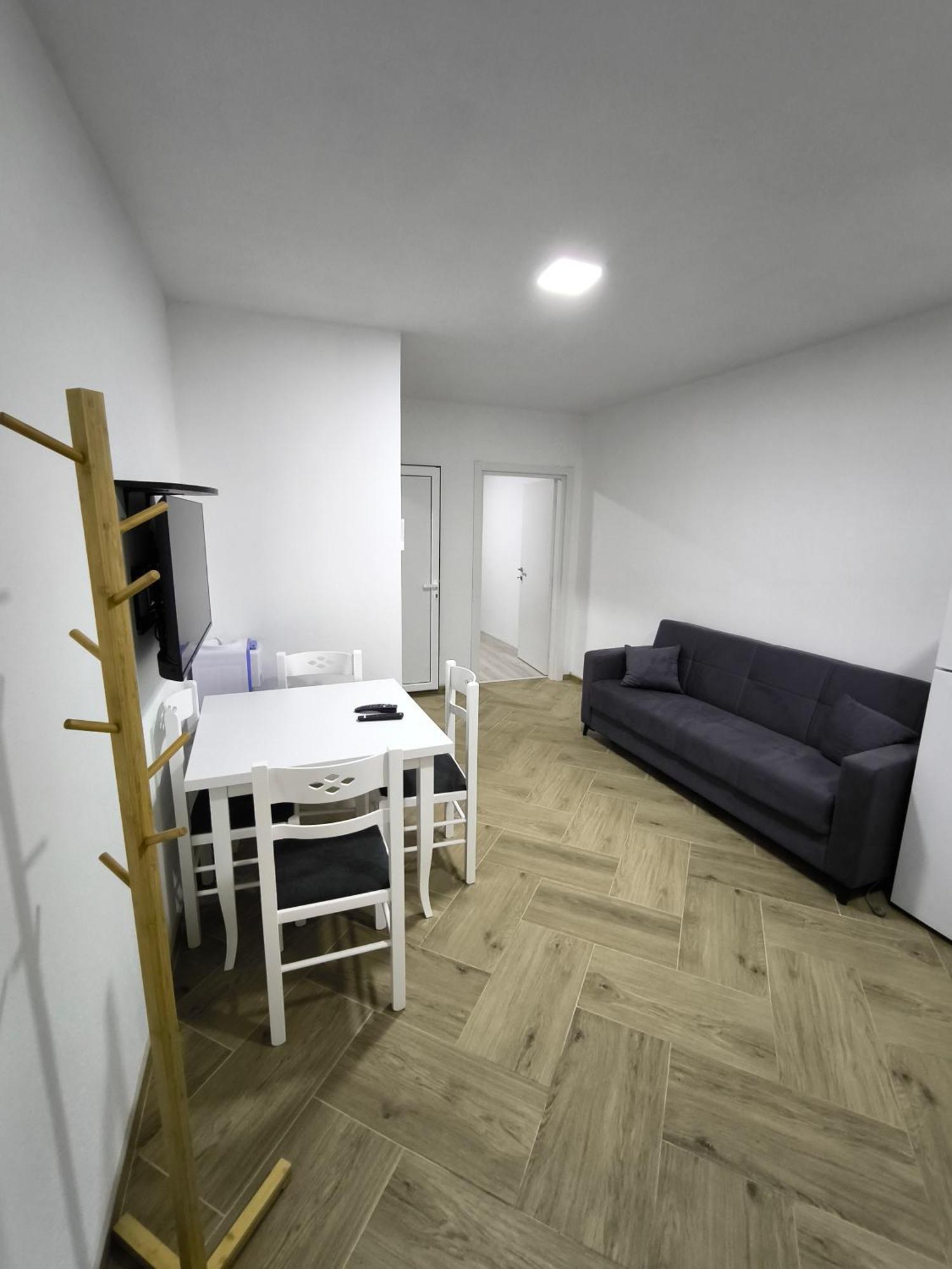 Hidden Villa Apartments Котор Экстерьер фото